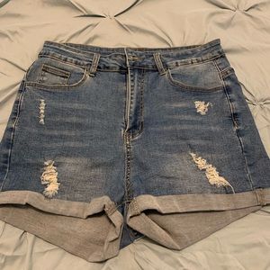Shorts new never worn  only washed